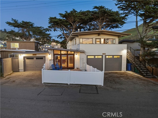 Detail Gallery Image 3 of 55 For 2873 & 2871 Studio Dr, Cayucos,  CA 93430 - 6 Beds | 3 Baths