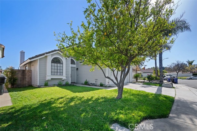 Detail Gallery Image 3 of 31 For 12763 Henshaw Ct, Rancho Cucamonga,  CA 91739 - 4 Beds | 2 Baths