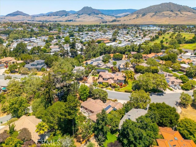 1989 Royal, San Luis Obispo CA: https://media.crmls.org/medias/75743490-fcc4-4570-8369-e36e22da2bdc.jpg