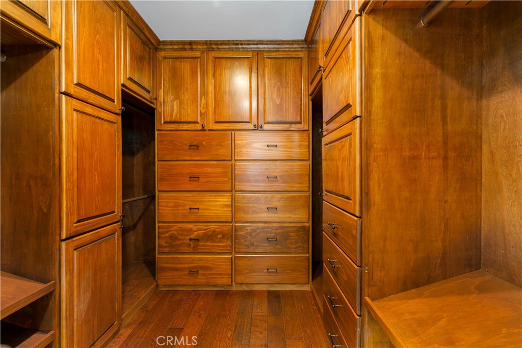 https://media.crmls.org/medias/757436ab-fd66-45fc-9d99-743eff5b6764.jpg?preset=X-Large
