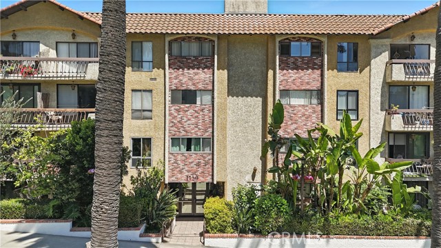 Detail Gallery Image 18 of 26 For 1750 Camino Palmero St #539,  Los Angeles,  CA 90046 - 1 Beds | 1 Baths