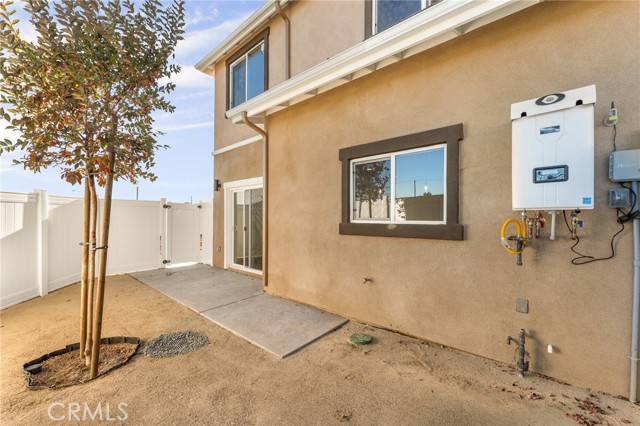 Detail Gallery Image 34 of 35 For 904 Hert St, Colton,  CA 92324 - 4 Beds | 2/1 Baths