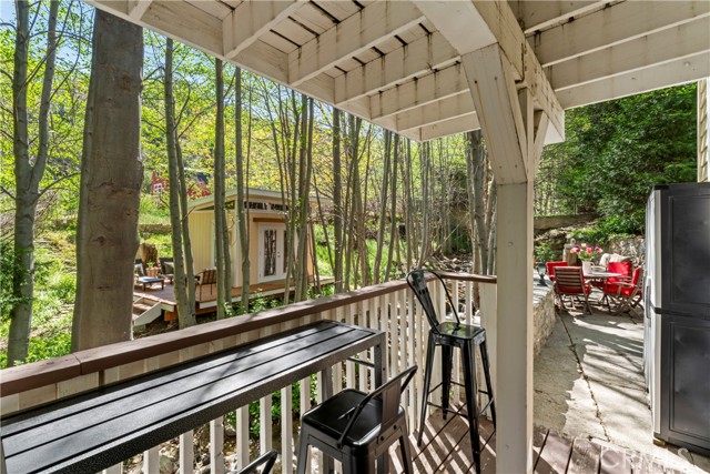 29613 Hook Creek Road, Cedar Glen CA: https://media.crmls.org/medias/75748898-1899-45ac-ad5d-d8b63b446b45.jpg