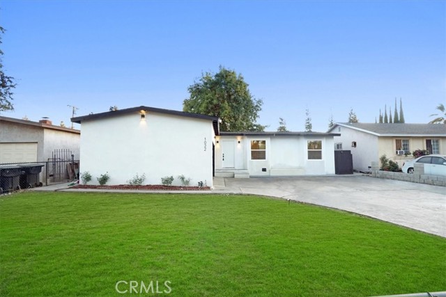 Detail Gallery Image 1 of 36 For 1022 Dayton Ave, Pomona,  CA 91766 - 3 Beds | 2 Baths