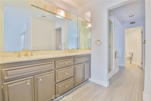 Detail Gallery Image 13 of 44 For 710 S Donna Beth Ave, West Covina,  CA 91791 - 3 Beds | 2/1 Baths