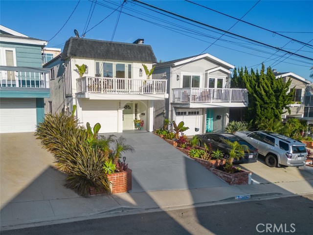1644 Steinhart Avenue, Redondo Beach, California 90278, 4 Bedrooms Bedrooms, ,3 BathroomsBathrooms,Residential,Sold,Steinhart,PW24039425