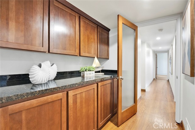 1811 Chantry Drive, Arcadia CA: https://media.crmls.org/medias/75763ea5-0eb3-4c14-969a-989eb83edfc8.jpg