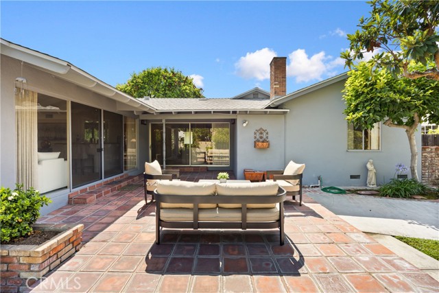 1234 S 5th Avenue, Arcadia CA: https://media.crmls.org/medias/757646cd-8e64-4e6c-bcc8-9e9448108437.jpg