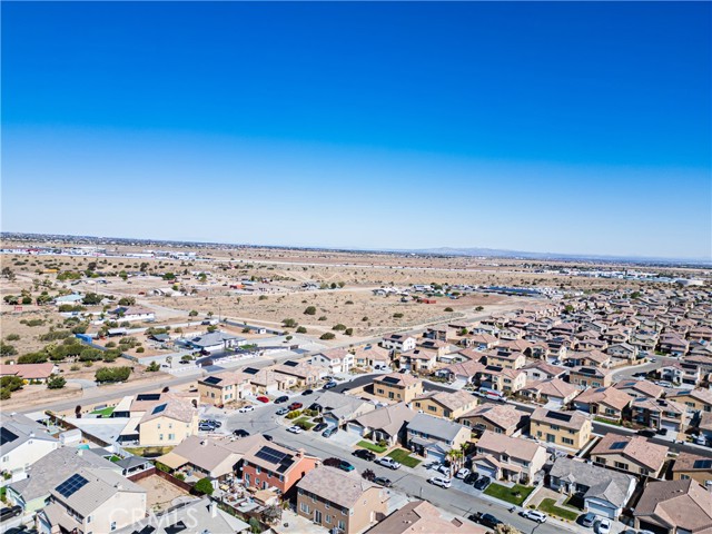 12936 Tehachapi Street, Hesperia CA: https://media.crmls.org/medias/7576da48-6396-47b2-9cf0-29d2adce1372.jpg