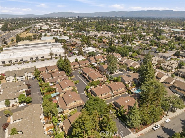 Detail Gallery Image 33 of 36 For 137 Redding Rd #B,  Campbell,  CA 95008 - 2 Beds | 2/1 Baths