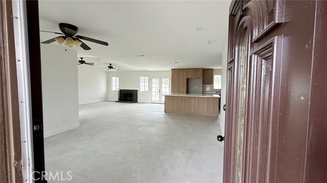 Detail Gallery Image 2 of 6 For 5895 Snowgrass, Jurupa Valley,  CA 92509 - 4 Beds | 2 Baths