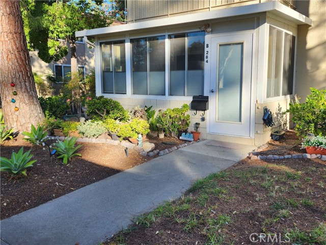 MLS# OC22242500