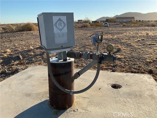 Detail Gallery Image 2 of 14 For 29000 Frontier, Helendale,  CA 92342 - – Beds | – Baths