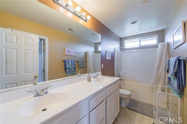 Detail Gallery Image 36 of 45 For 5891 Forest Oaks, Fontana,  CA 92336 - 6 Beds | 4/1 Baths