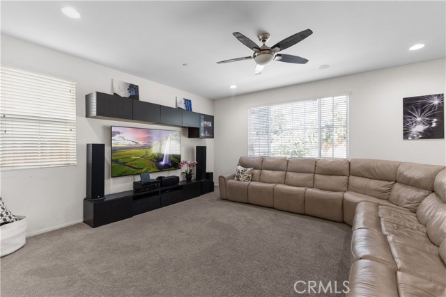 Detail Gallery Image 10 of 40 For 8219 Perla Dr, Riverside,  CA 92504 - 4 Beds | 3 Baths