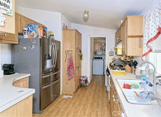 Detail Gallery Image 5 of 31 For 1895 Barkley Ranch Rd, Pinon Hills,  CA 92372 - 3 Beds | 2 Baths