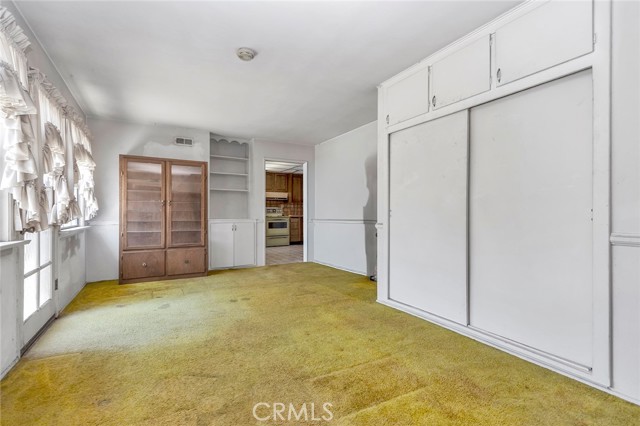 2106 E Cortez E Street, West Covina CA: https://media.crmls.org/medias/757c50b1-7024-4ef7-971d-58d24cd92124.jpg