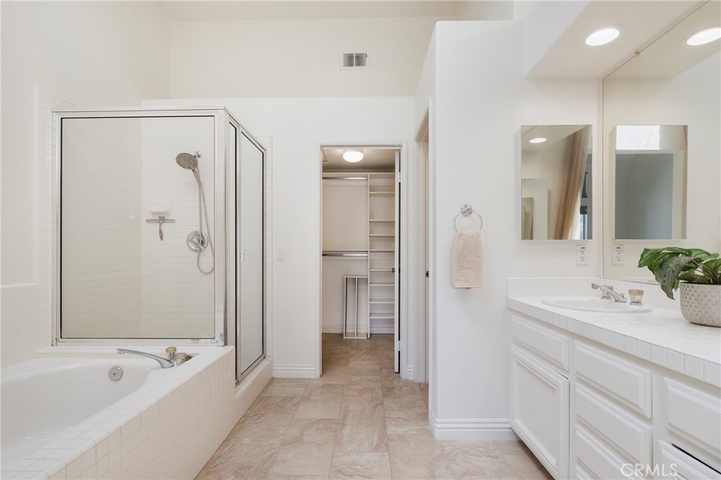 757d7c39 06e6 4800 B93f 32eb9418dfa7