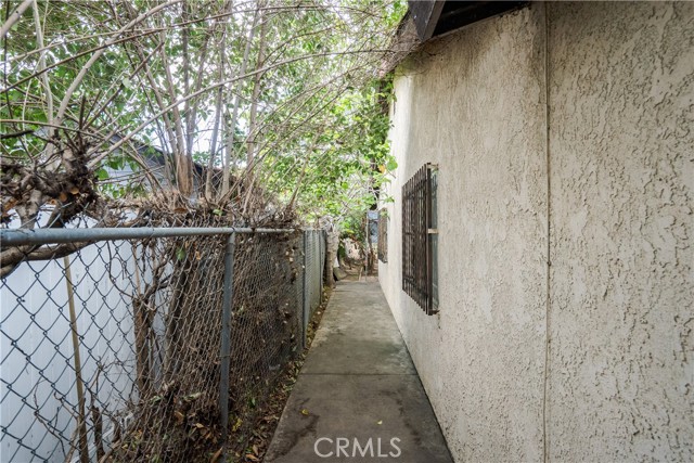 Detail Gallery Image 28 of 29 For 333 West Grand Avenue, Pomona,  CA 91766 - 3 Beds | 2 Baths