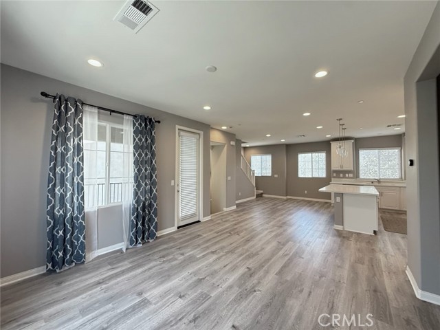 Detail Gallery Image 2 of 17 For 16084 Alpine Meadows Ave, Chino,  CA 91708 - 3 Beds | 3/1 Baths
