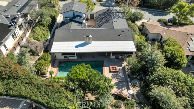 Detail Gallery Image 4 of 53 For 3953 Bon Homme Rd, Calabasas,  CA 91302 - 4 Beds | 3 Baths