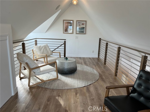 123 36th, Newport Beach CA: https://media.crmls.org/medias/7580413c-9d2d-44e9-b1a1-673bb7039f6e.jpg