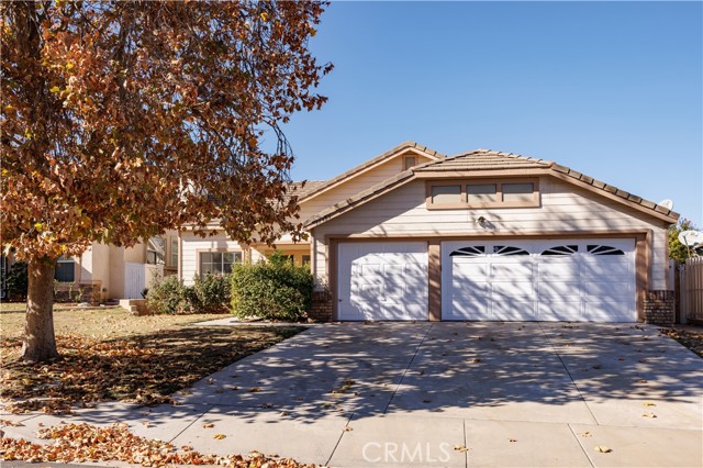 Detail Gallery Image 1 of 1 For 32485 Oak Knoll Ln, Lake Elsinore,  CA 92530 - 4 Beds | 2 Baths