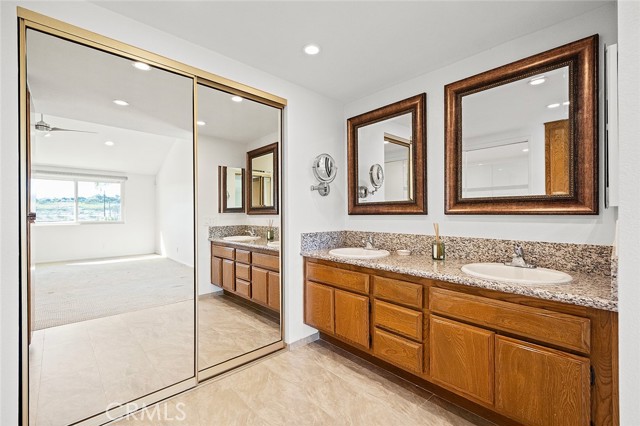 Detail Gallery Image 21 of 42 For 18402 Oxboro, Huntington Beach,  CA 92648 - 4 Beds | 2/1 Baths