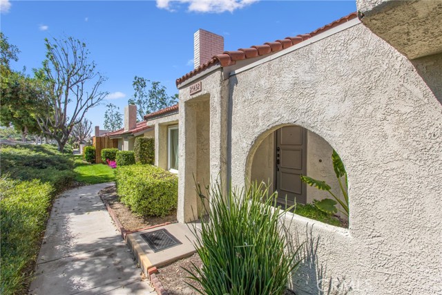 Detail Gallery Image 3 of 43 For 25432 Lawton, Loma Linda,  CA 92354 - 3 Beds | 2 Baths