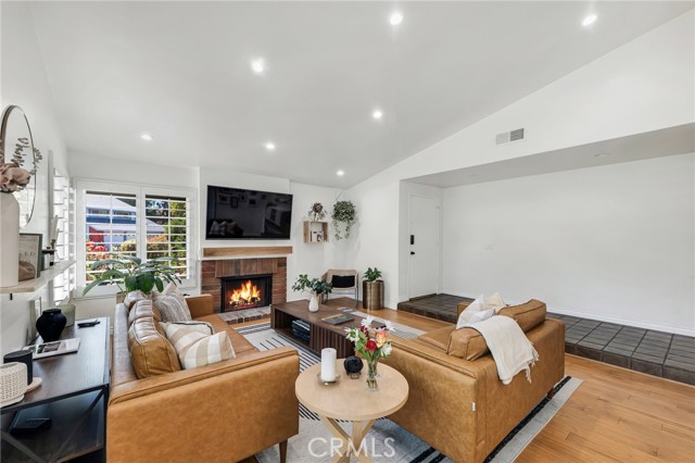 7612 Vicky Avenue, West Hills CA: https://media.crmls.org/medias/7583088f-73ae-4cb8-9901-d19155b1e18a.jpg