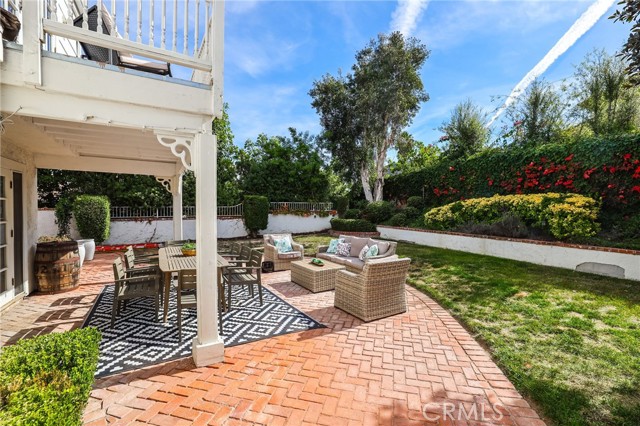 Detail Gallery Image 22 of 66 For 25852 Sheriff Rd, Laguna Hills,  CA 92653 - 4 Beds | 2/1 Baths