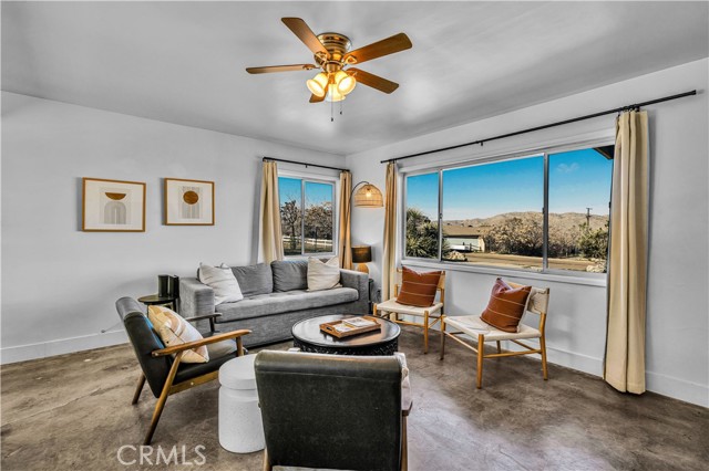 Detail Gallery Image 9 of 37 For 56527 Bonanza Dr, Yucca Valley,  CA 92284 - 3 Beds | 2 Baths