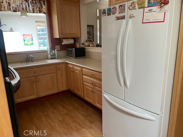 13360 Del Monte Drive, Seal Beach CA: https://media.crmls.org/medias/75851e16-d99e-4905-85b7-8dd7d3fea786.jpg