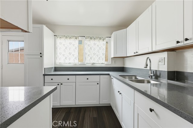 Detail Gallery Image 13 of 30 For 950 Lance, Barstow,  CA 92311 - 3 Beds | 1 Baths