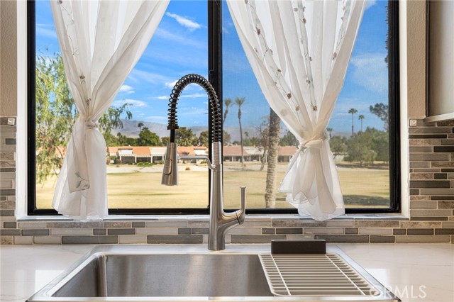 Detail Gallery Image 12 of 49 For 41961 Preston Trl, Palm Desert,  CA 92211 - 2 Beds | 2 Baths