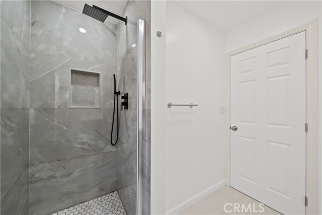 Detail Gallery Image 14 of 35 For 9641 Comanche, Chatsworth,  CA 91311 - 3 Beds | 2 Baths