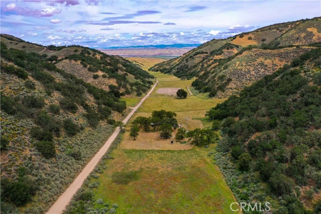 Detail Gallery Image 7 of 13 For 124 Lockwood San Ardo Road, San Ardo,  CA 93450 - 3 Beds | 1 Baths