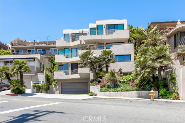 Detail Gallery Image 12 of 18 For 150 Cliff Dr, Laguna Beach,  CA 92651 - 2 Beds | 2/1 Baths