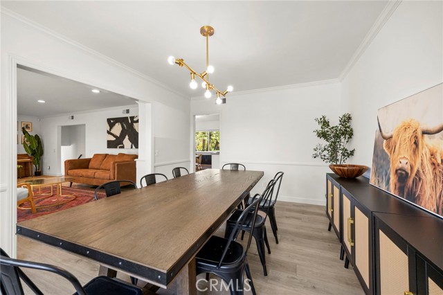 4135 Picasso Avenue, Woodland Hills CA: https://media.crmls.org/medias/758a18b2-257f-4d60-bf1c-ab33e066af7a.jpg
