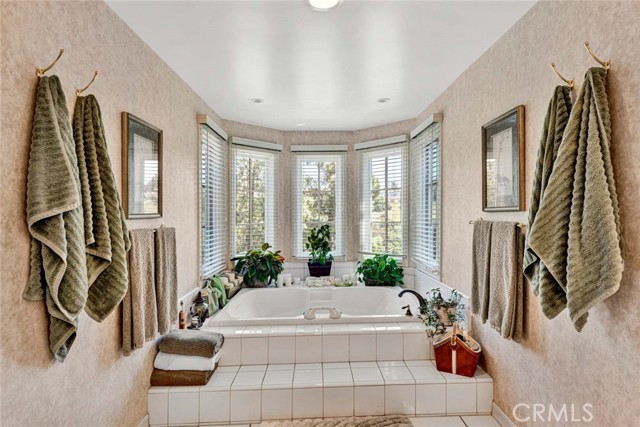 Detail Gallery Image 46 of 75 For 10302 Broadview Pl, North Tustin,  CA 92705 - 5 Beds | 4/1 Baths