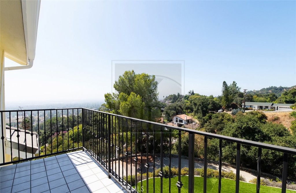 1935 Stonehouse Road Sierra Madre img 11