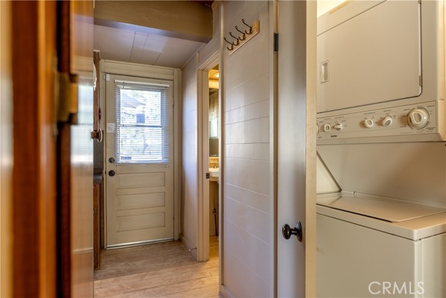 Detail Gallery Image 19 of 29 For 764 St Moritz Dr, Big Bear Lake,  CA 92315 - 2 Beds | 1/1 Baths
