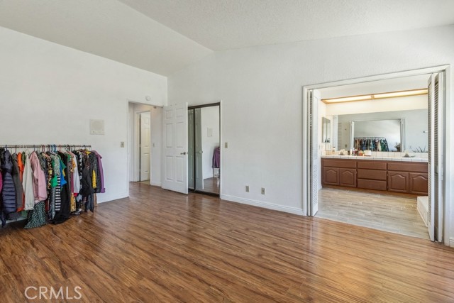 8636 Riggins Road, Phelan CA: https://media.crmls.org/medias/758acc00-01ff-4d12-ab6f-55688f83807a.jpg