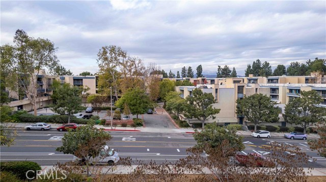 Detail Gallery Image 52 of 58 For 4499 via Marisol 232b,  Monterey Hills,  CA 90042 - 1 Beds | 1 Baths