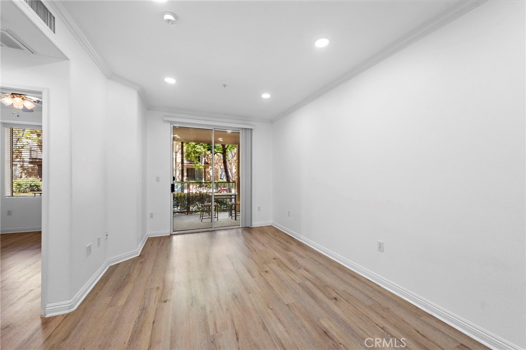 758bbc13 9c1d 4923 Bdc1 3d1a8193a5d8