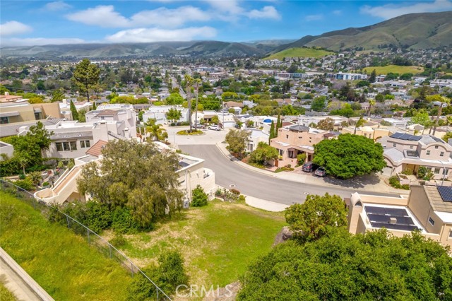 Detail Gallery Image 11 of 15 For 489 Bluerock Drive, San Luis Obispo,  CA 93401 - – Beds | – Baths