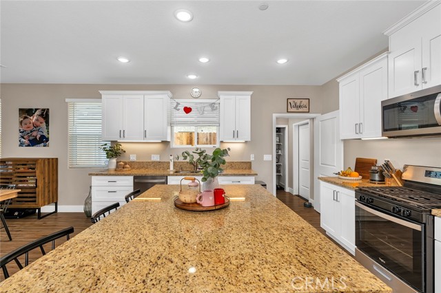 Detail Gallery Image 9 of 32 For 1821 Santa Ynez Ct, Atwater,  CA 95301 - 4 Beds | 2 Baths