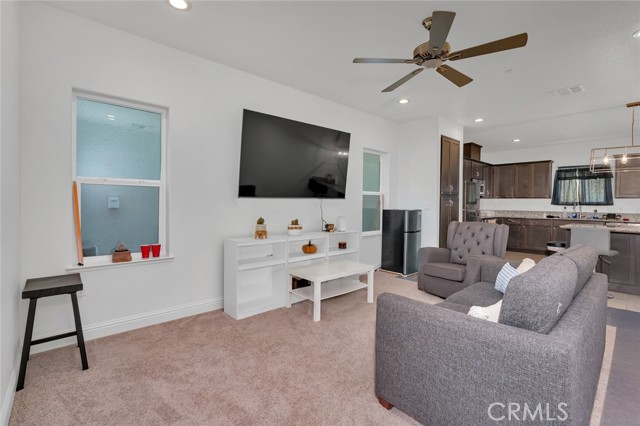 Detail Gallery Image 9 of 41 For 246 Montage, Merced,  CA 95348 - 5 Beds | 4 Baths