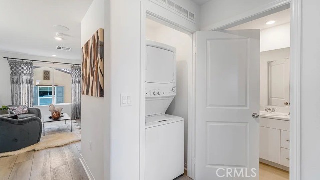 Detail Gallery Image 15 of 20 For 1212 Yeager Ave, Rialto,  CA 92376 - 3 Beds | 2/1 Baths