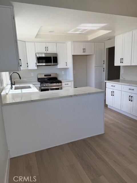 Detail Gallery Image 8 of 17 For 14945 Tonikan, Apple Valley,  CA 92307 - 3 Beds | 3 Baths